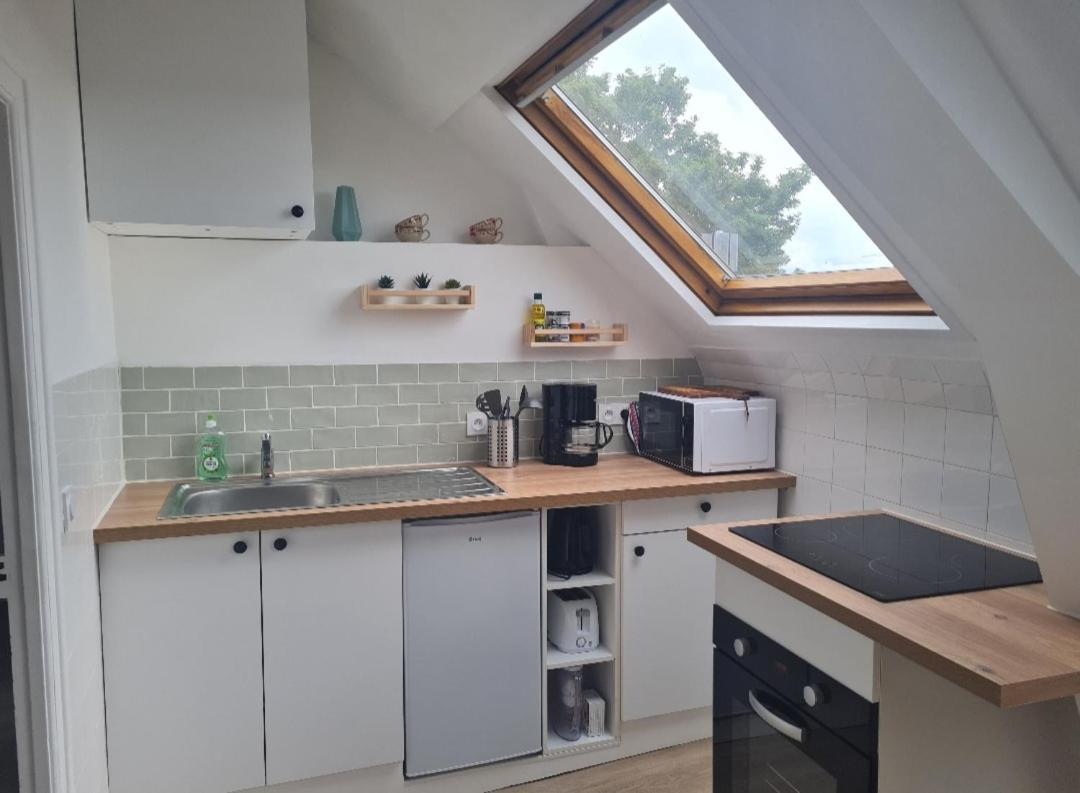 Joli Appartement Cosy Avec Jardin Lanvallay Екстериор снимка