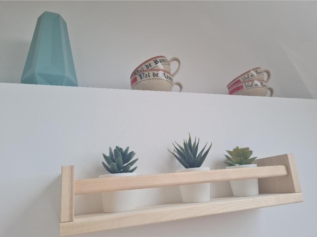 Joli Appartement Cosy Avec Jardin Lanvallay Екстериор снимка
