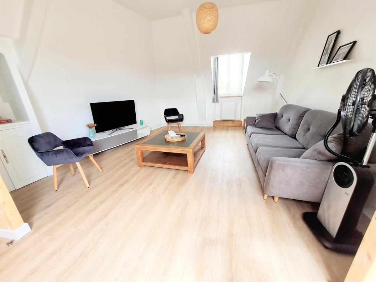 Joli Appartement Cosy Avec Jardin Lanvallay Екстериор снимка
